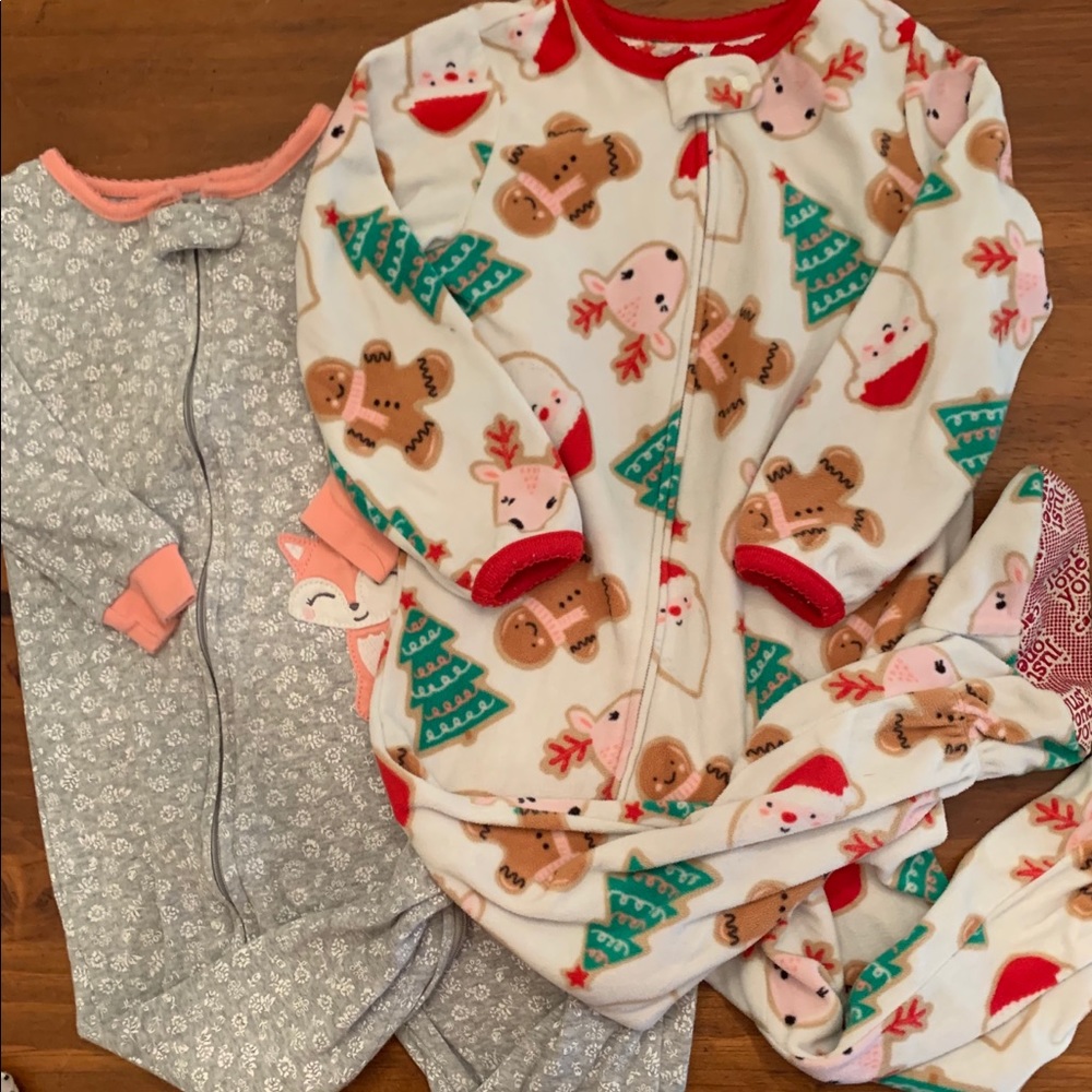 LOT OF 2 GIRLS FOOTIE PJS 2T